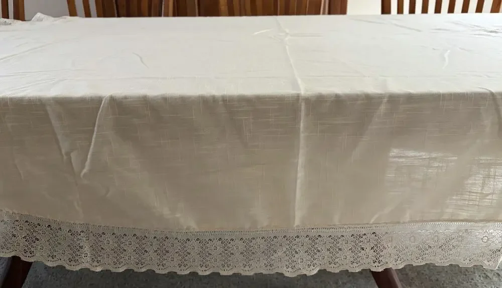 Tablecloth Ivory Lace Trim Poly Cotton Blend Oval 86x66 Vintage USA